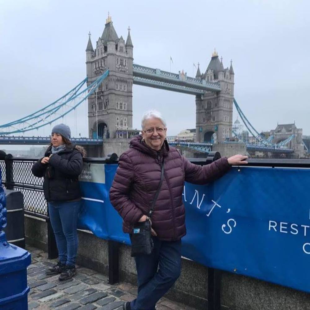 Meet your Posher, Janet